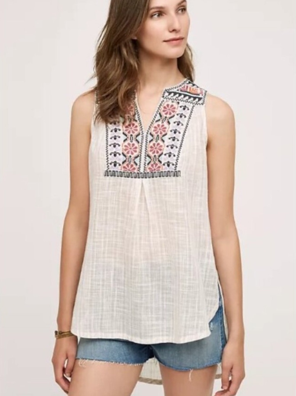 Anthropologie Floreat Sleeveless White Embroidered V-Neck Tank Top (8/Med)